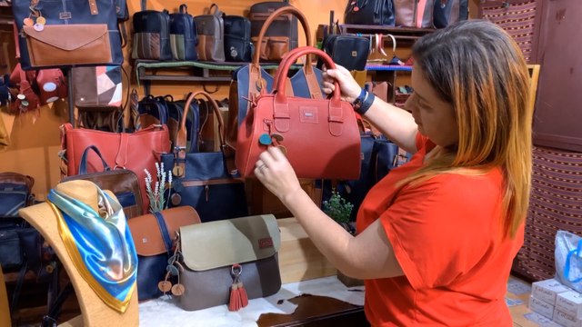 7est-Diseñadores nacionales se unen en campaña para ayudar a jefas de hogar -090720