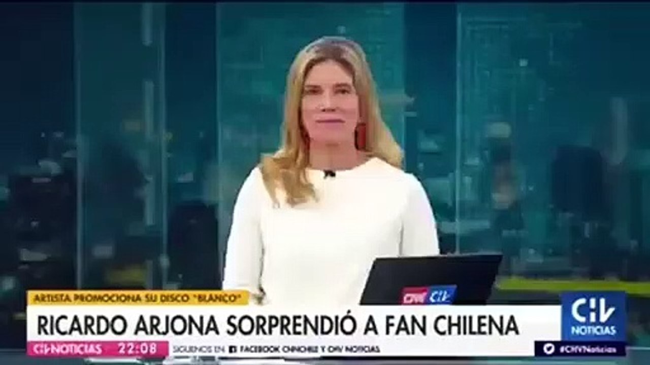 Ricardo Arjona  dando sorpresas