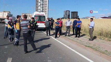 Otomobil elektrik direğine saplandı: 1 ölü