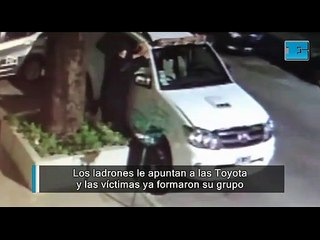 Los ladrones le apuntan a las Toyota y las víctimas ya formaron su grupo