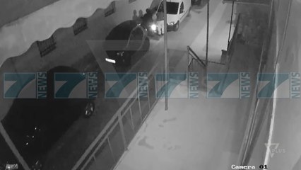 Скачать видео: PUBLIKOHET VIDEO E GRABITJES SE POSTES, KAMERAT FIKSUAN DY AUTORET  - News, Lajme - Kanali 7