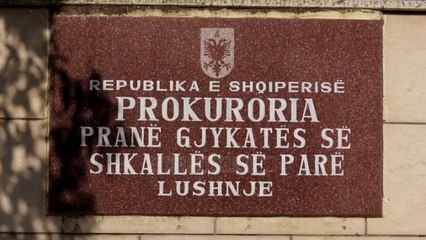 Top News - Skandali në Lushnje/ Dy vendime nga e njëjta gjykatë