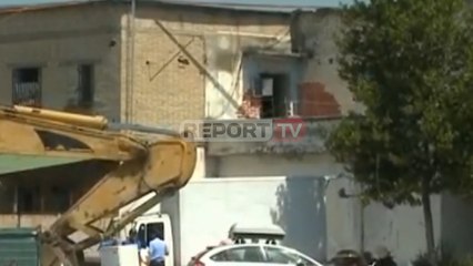 Report TV - Preket nga Unaza e Re, shembet ish-pularia ku jetoi Nexhmije Hoxha