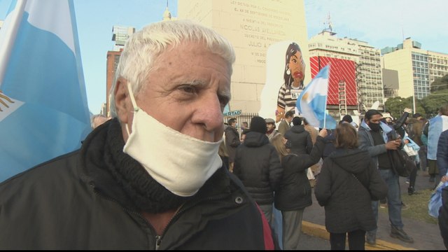 Argentinians protest in Buenos Aires against government decisions