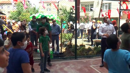 Başkan Yıldız, Mahalle Bahçesi’ni çocuklarla birlikte açtı