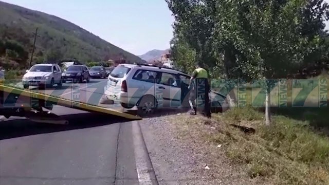 LEZHE, MAKINA DEL NGA RRUGA, PLAGOSET SHOFERI - News, Lajme - Kanali 7