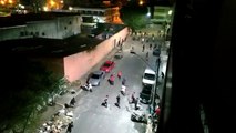 Torcedores de Flamengo e Vasco brigam em rua de bairro de Vila Velha