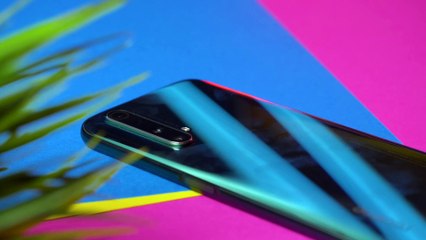 REALME X50 5G, diamo il BENVENUTO ad un NUOVO BEST BUY sotto ai 400 EURO! Recensione