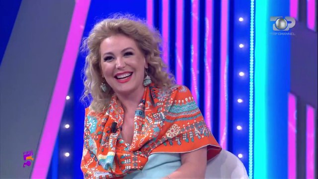 Buzë të kuqe që në mëngjes? Gazetarja e pranon hapur: Po, paragjykoj!