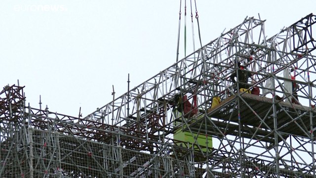 Bocciata l'ipotesi Notre-Dame moderna , sarà un restauro fedele all'originale