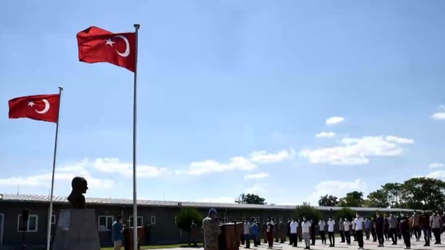 على وقع حشود عسكرية.. تحركات دبلوماسية دولية بشأن ليبيا