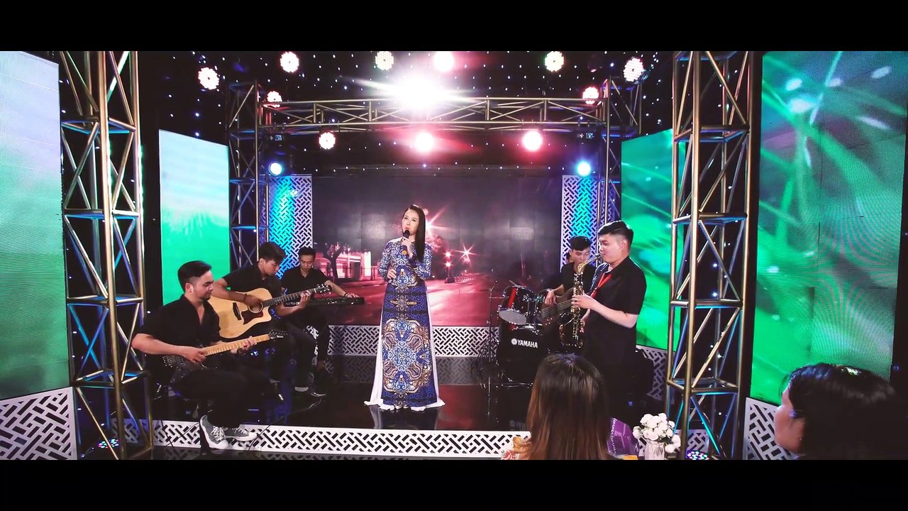 Mưa Đêm Ngoại Ô - Quang Như Ý