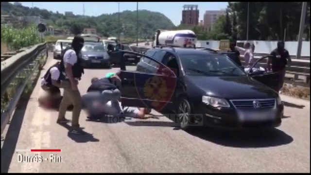 Top News - Durrës, 5 në pranga/ Me kanabis e kokainë në makinë