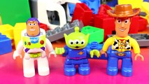 Lego Duplo Toy Story 3 Woody Buzz Lightyear Sheriff Save Disney Pixar Cars Lightning McQueen