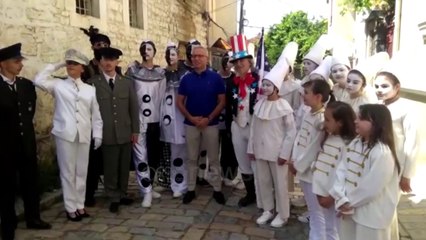 Ora News - Karnavalet çelin sezonin turistik në Korçë