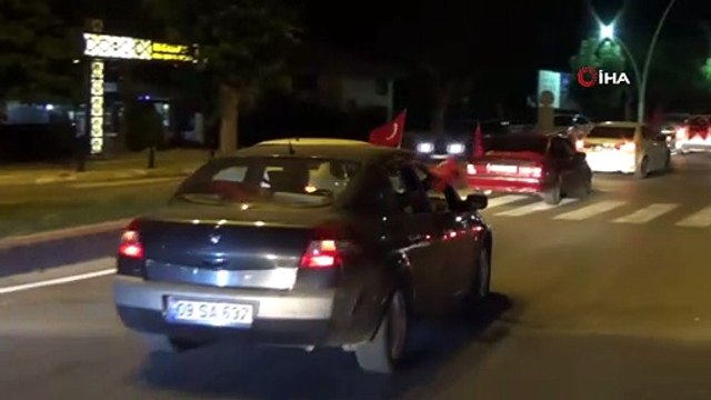 Ayasofya’nın ibadete açılması Karaman’da düzenlenen konvoyla kutlandı