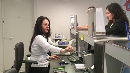 Top News - Ekonomia, bie besimi/ BSH-në nivele minimale historike