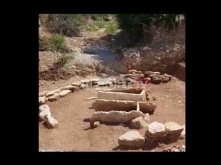 Report TV - Zbulohet varreza tumulare në Himarë, rëndësi për datimin e vendbanimit të zonës