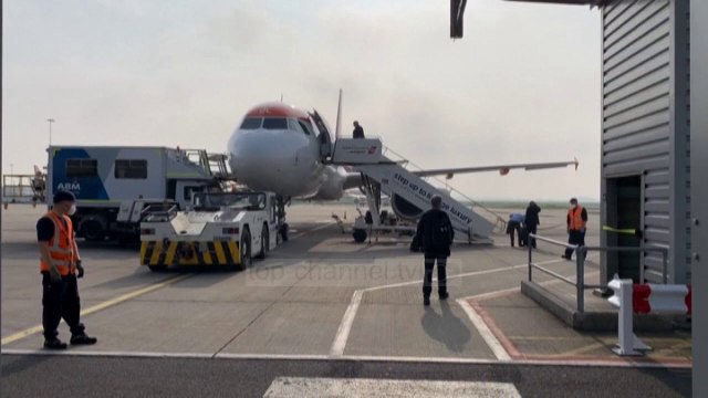 Top News - Kryeson Japonia/ Pasaportat më të fuqishme në botë