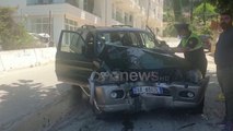 Ora News - Aksident në Vlorë, shoferi humb kontrollin e makinës, plagoset bashkë me shoqëruesen