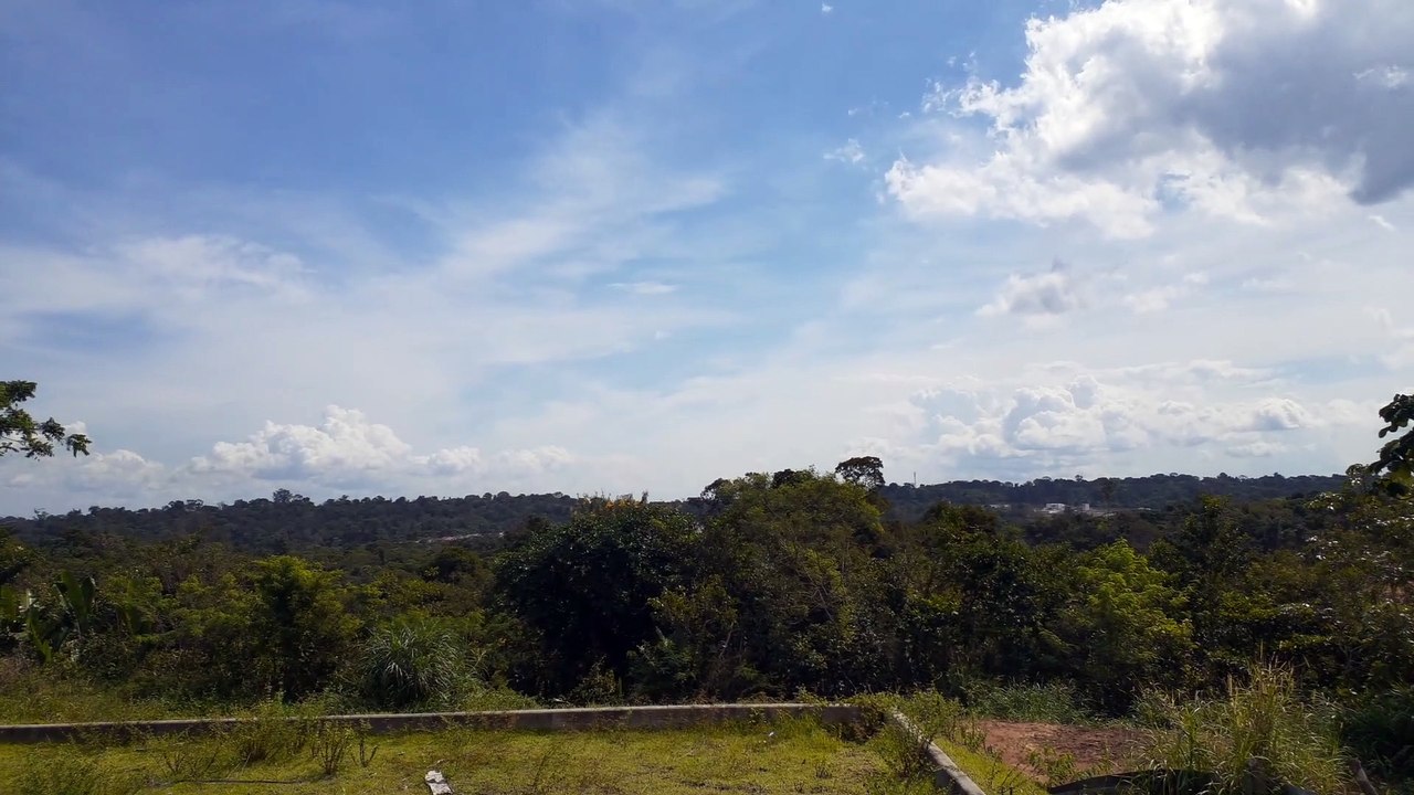 [SBEG Spotting]Embraer 195 PR-AXR na final antes de pousar em Manaus vindo de Tabatinga