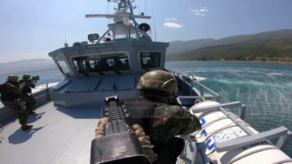 Top News - Ushtria me helikopterë e anije/ ‘Luftë’ në Pashaliman