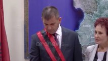 Ora News - “Loja” me vetëdorëzimin, lihet i lirë ish-kryebashkiaku i Vorës, Agim Kajmaku