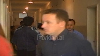 Këshilli i Lartë i Drejtësisë shkarkon dy gjyqtare - (17 Korrik 2000)