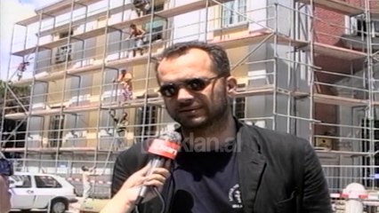 Ministria e Kulturës restauron fasadat e ministrive - (17 Korrik 2000)