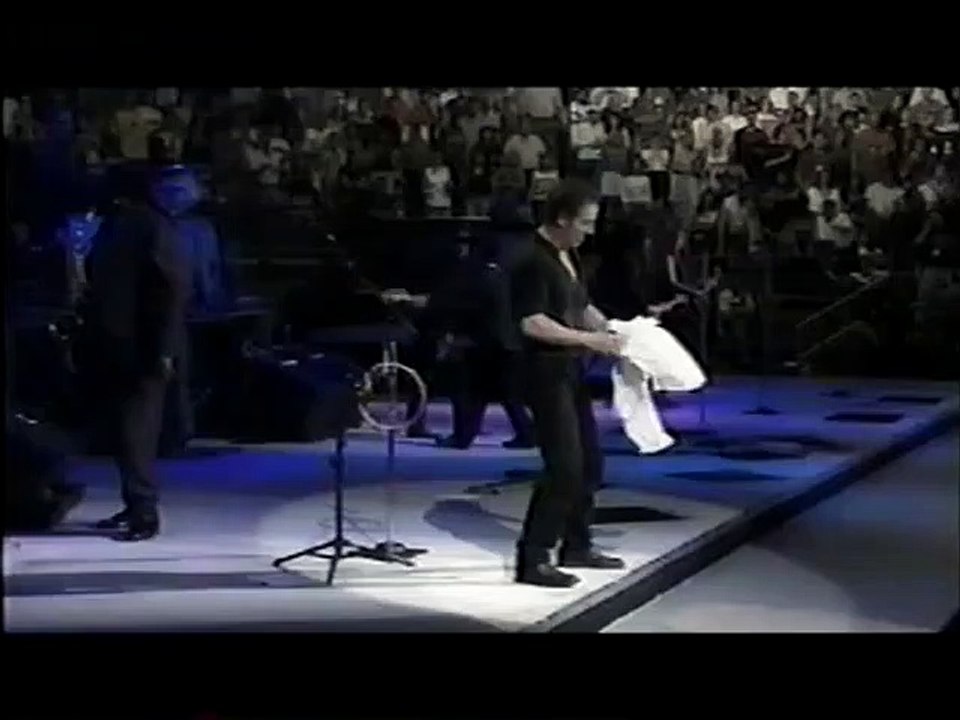 ELVIS IS ALIVE Bruce Springsteen 2000 says Elvis Is Alive!!
