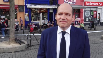 Philippe Close: "Un peu triste de voir la place du Jeu de Balle comme ça"