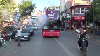 Şampiyon kupasını aldı, Bandırma'da yer yerinden oynadı