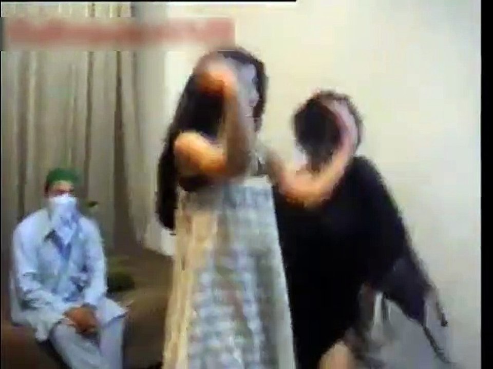 yalla habibi dance performance