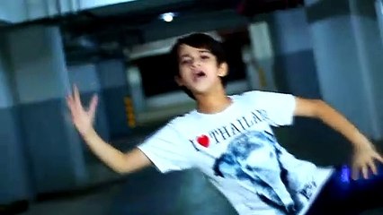 Ayaan_Zubair__Malhari_Dance_Video_Cover__Saif_Creations(720p)