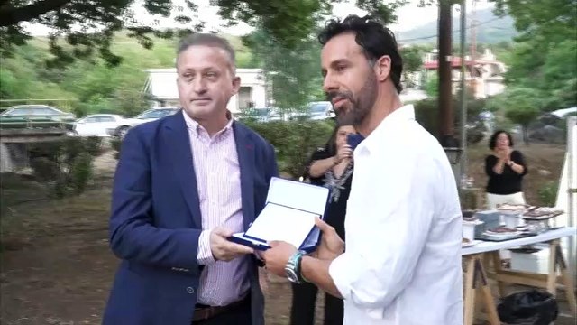 Η Σπερχειάδα τίμησε τους ευεργέτες της, αδελφούς Ακρίδα για τη μεγάλη προσφορά τους