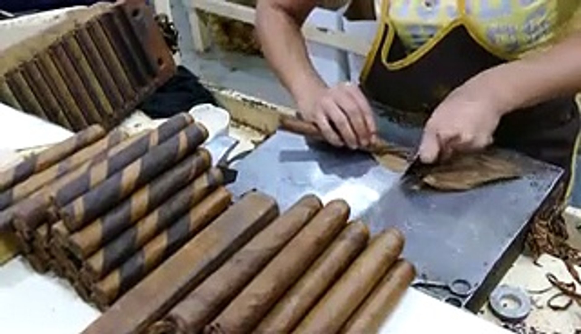 Why Cuban cigars are so expensive - video Dailymotion