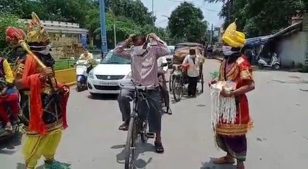 देखें VIDEO : बिना मास्क घूमने वालों की यमराज ने ली क्लास, चित्रगुप्त ने देखी कुंडली