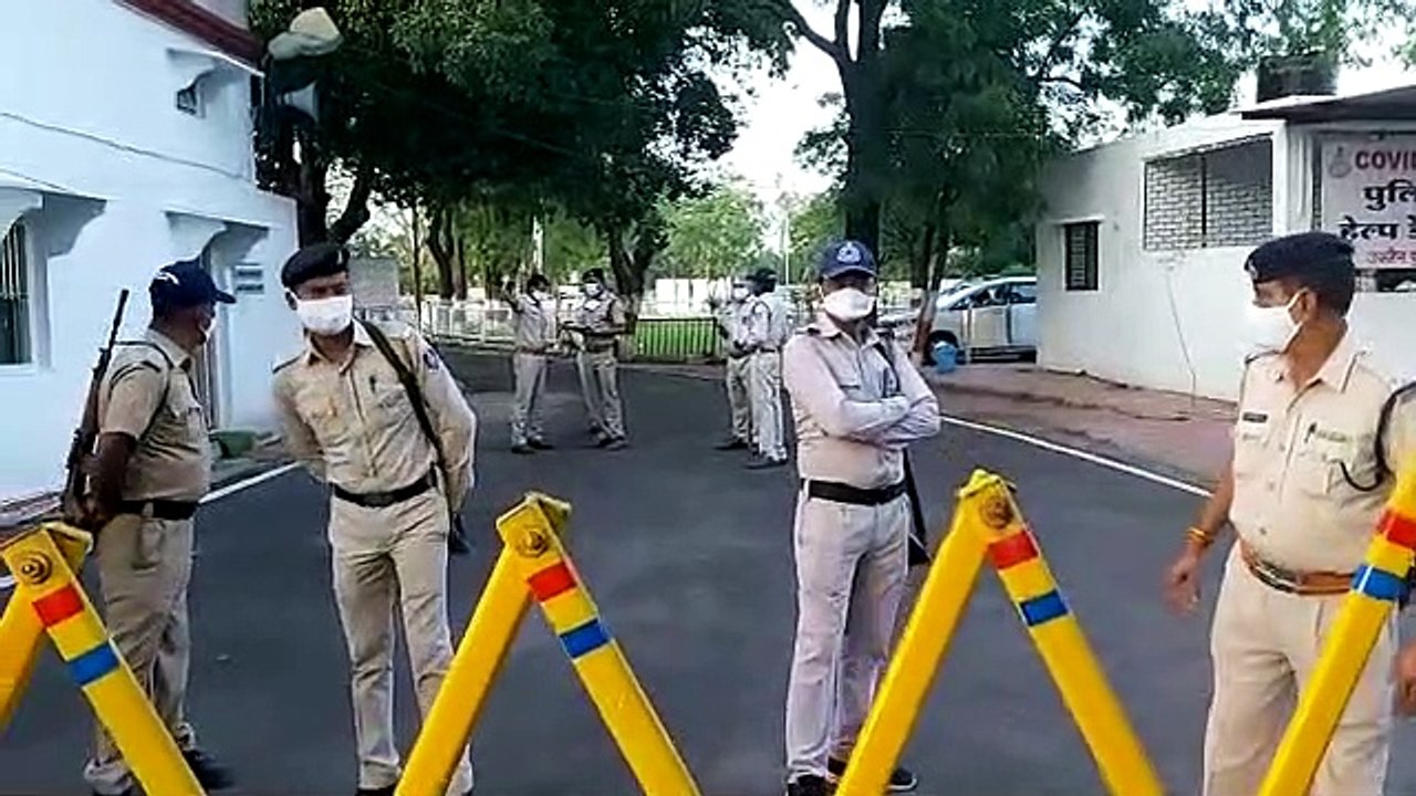 उज्जैन: विकास दुबे के संपर्क में आए लोगों से उज...