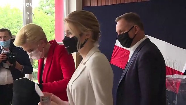 Президентские выборы в Польше: кандидаты голосуют