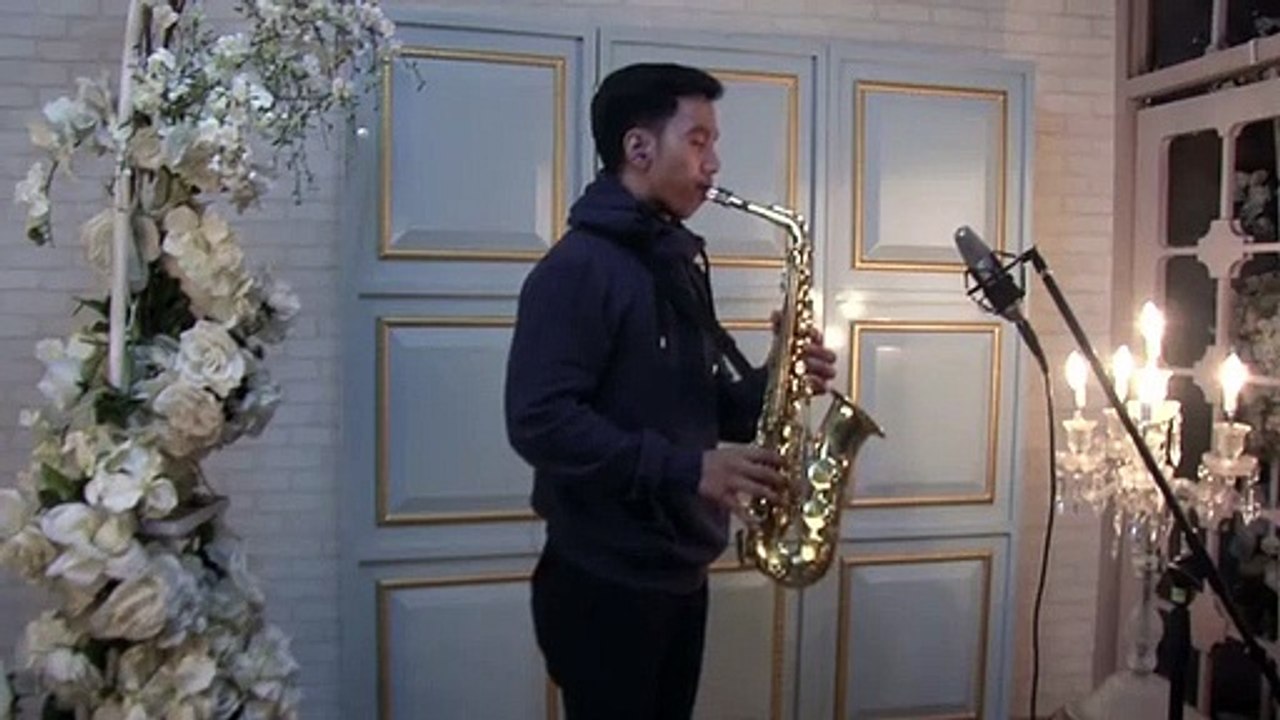 Jessie J - Flashlight (Saxophone Cover)