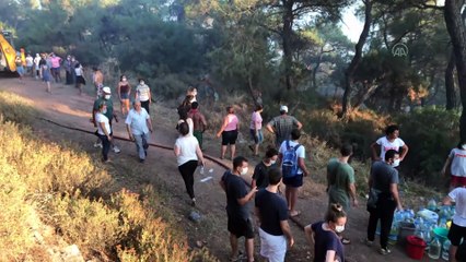 Heybeliada'da 2 farklı noktada çıkan yangın, kontrol altına alındı - İSTANBUL