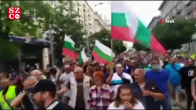Bulgaristan'da hükümet karşıtı gösteriler sürüyor