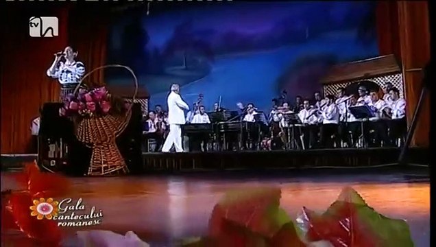 Cristina Gheorghiu - Spectacol Ansamblul „Ciocarlia” (Gala cantecului romanesc - Tvh - 19.07.2015)