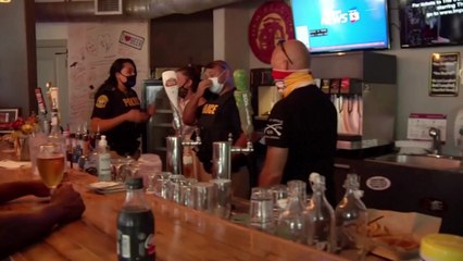 美 플로리다 하루 확진 만5천 명 최다...강제 처벌 확산 / YTN