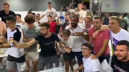 Momento en que los  jugadores del Cádiz suben a Primera