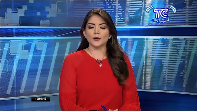 Abraham Muñoz y otros cuatro sujetos detenidos por estar implicados en venta de medicinas del IESS