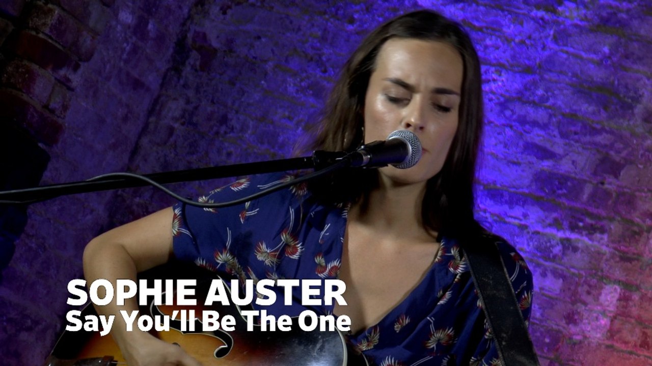 Dailymotion Elevate: Sophie Auster - "Say You'll Be The One" live at Cafe Bohemia, NYC