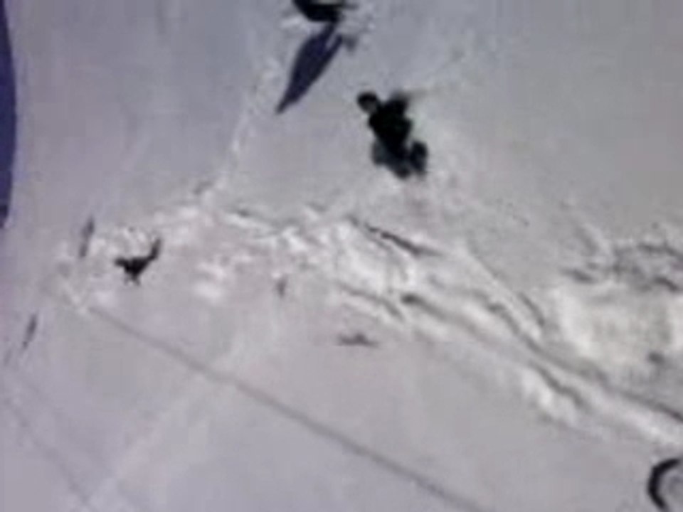 orcieres 2008 saut du télésiège (A,P,C,G)