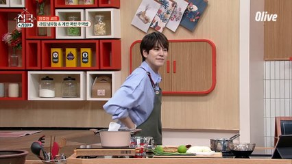 갑자기 생방송 중에 노래를? 이상하게 여유로운 오늘의 #집쿡라이브 ㅋㅋㅋ