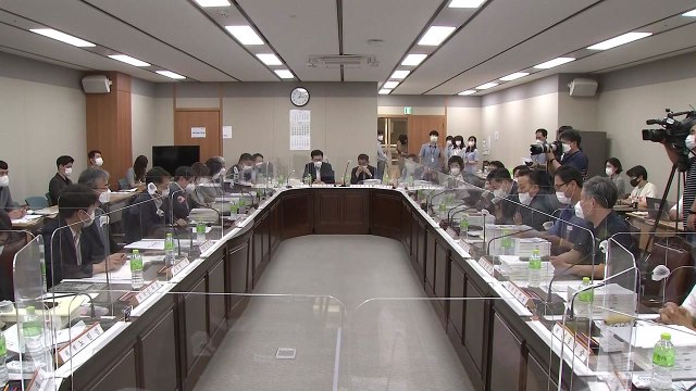 내년 최저임금 결정 놓고 노동계 경영계 막바지 협상 / YTN